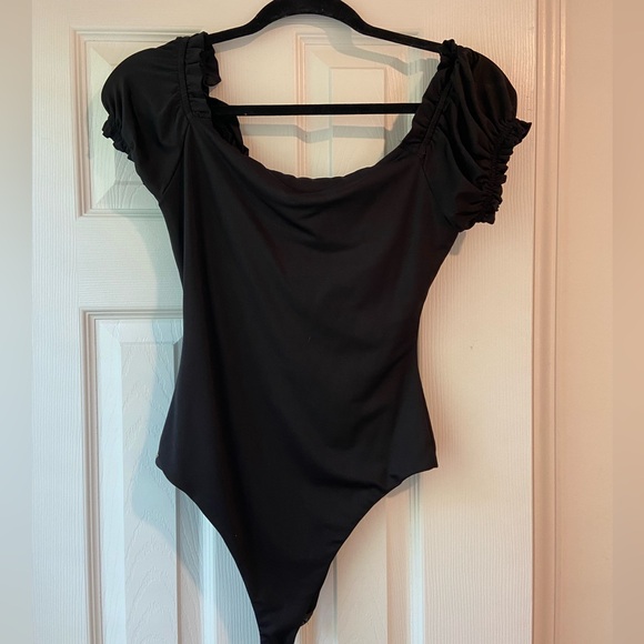Princess Polly front tie bodysuit - Picture 4 of 4